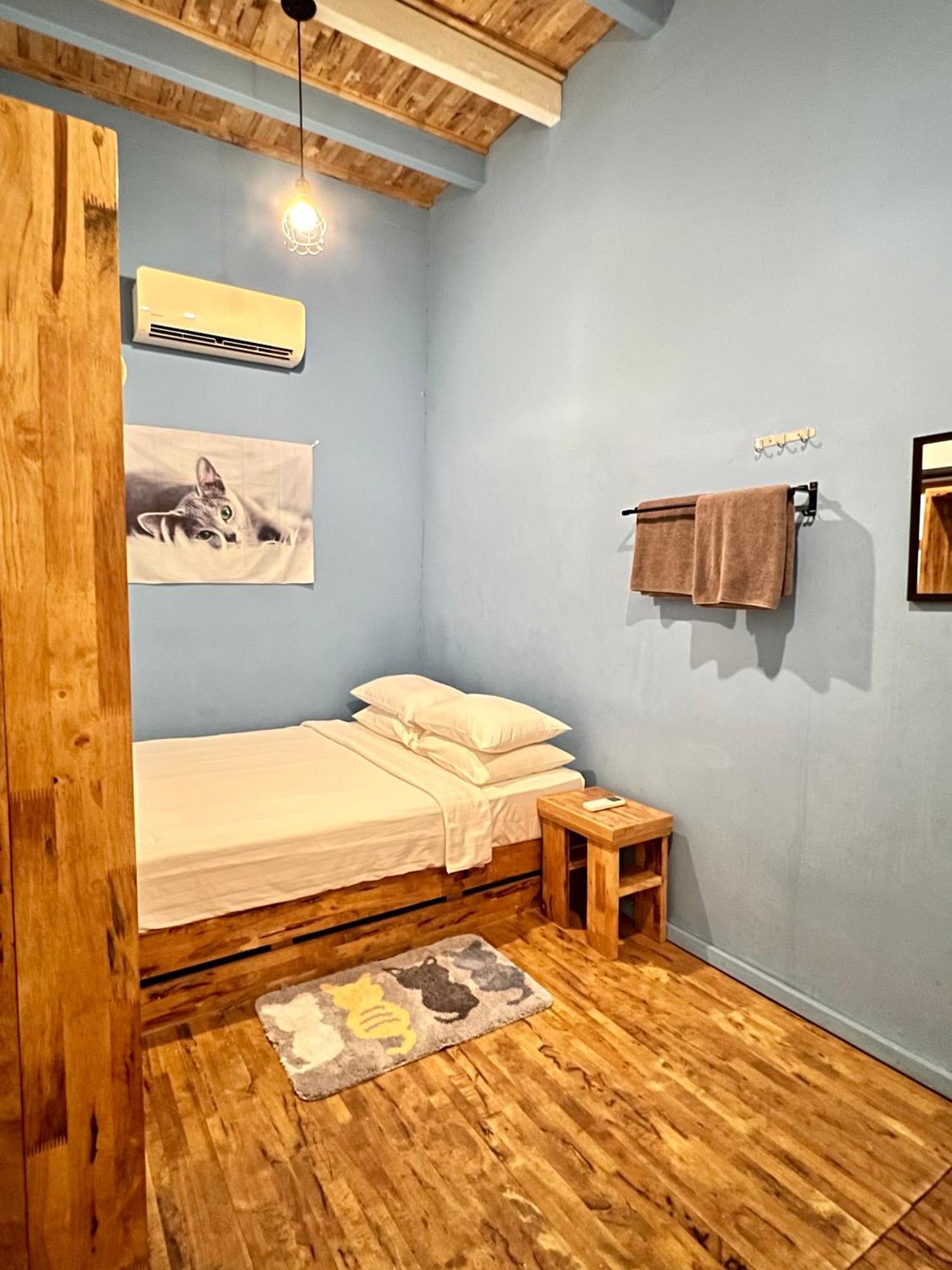 My Guesthouse 109 - Self Check In (Adults Only) Georgetown Zimmer foto